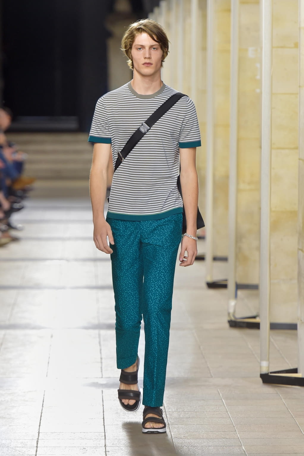 Fashion Week Paris Spring/Summer 2017 look 28 from the Hermès collection menswear