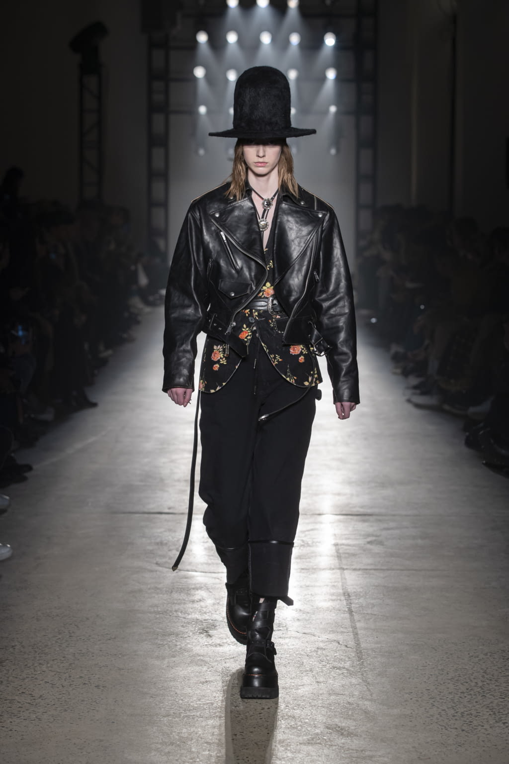 Fashion Week New York Fall/Winter 2020 look 29 from the R13 collection 女装