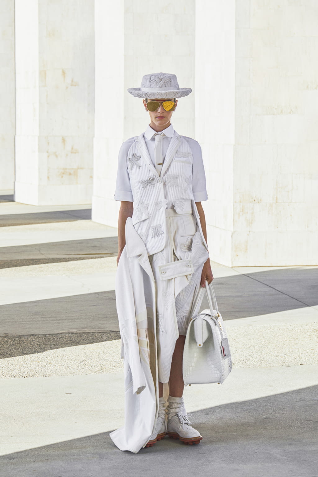 Fashion Week Paris Spring/Summer 2021 look 32 from the Thom Browne collection womenswear
