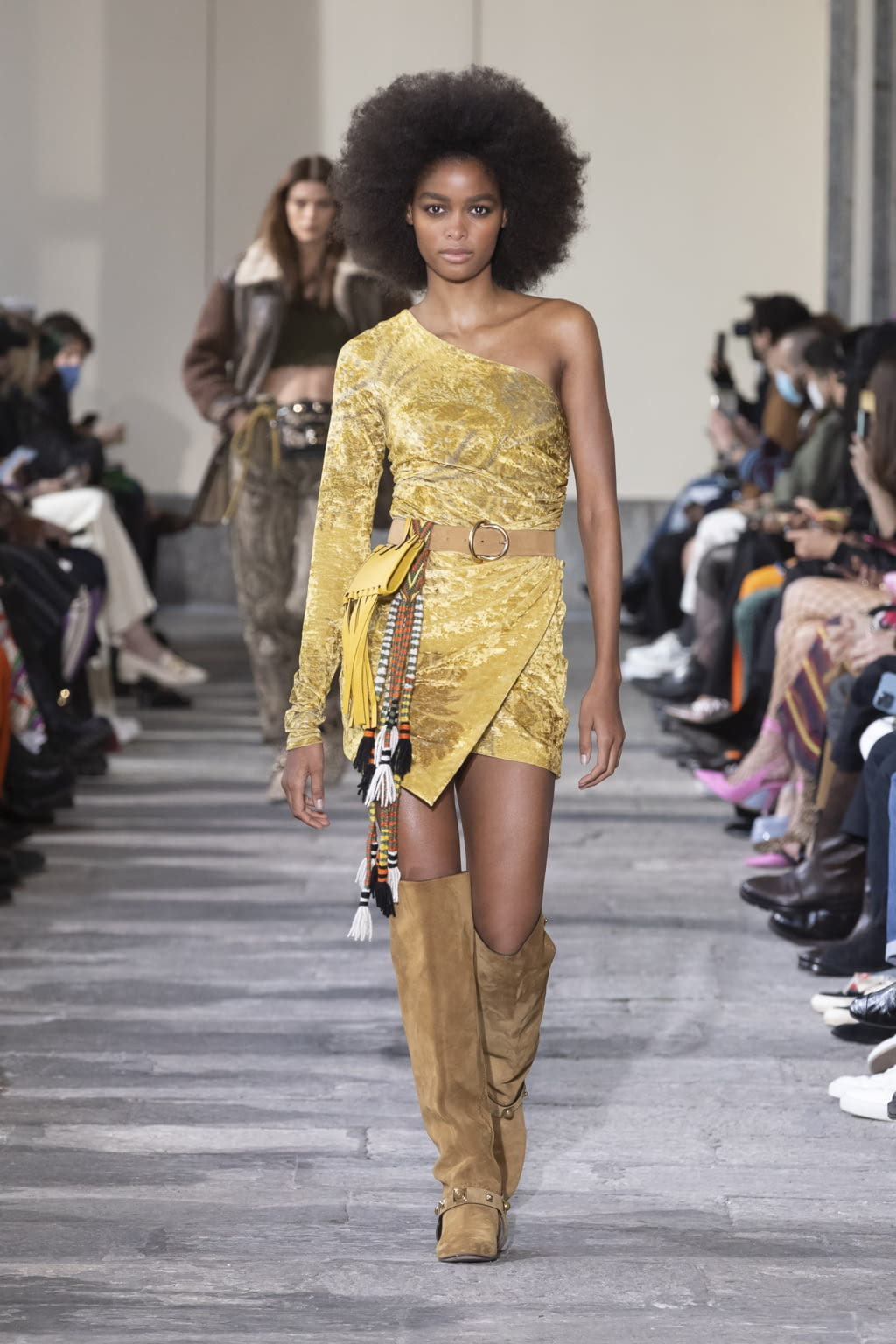 Fashion Week Milan Fall/Winter 2022 look 29 de la collection Etro womenswear