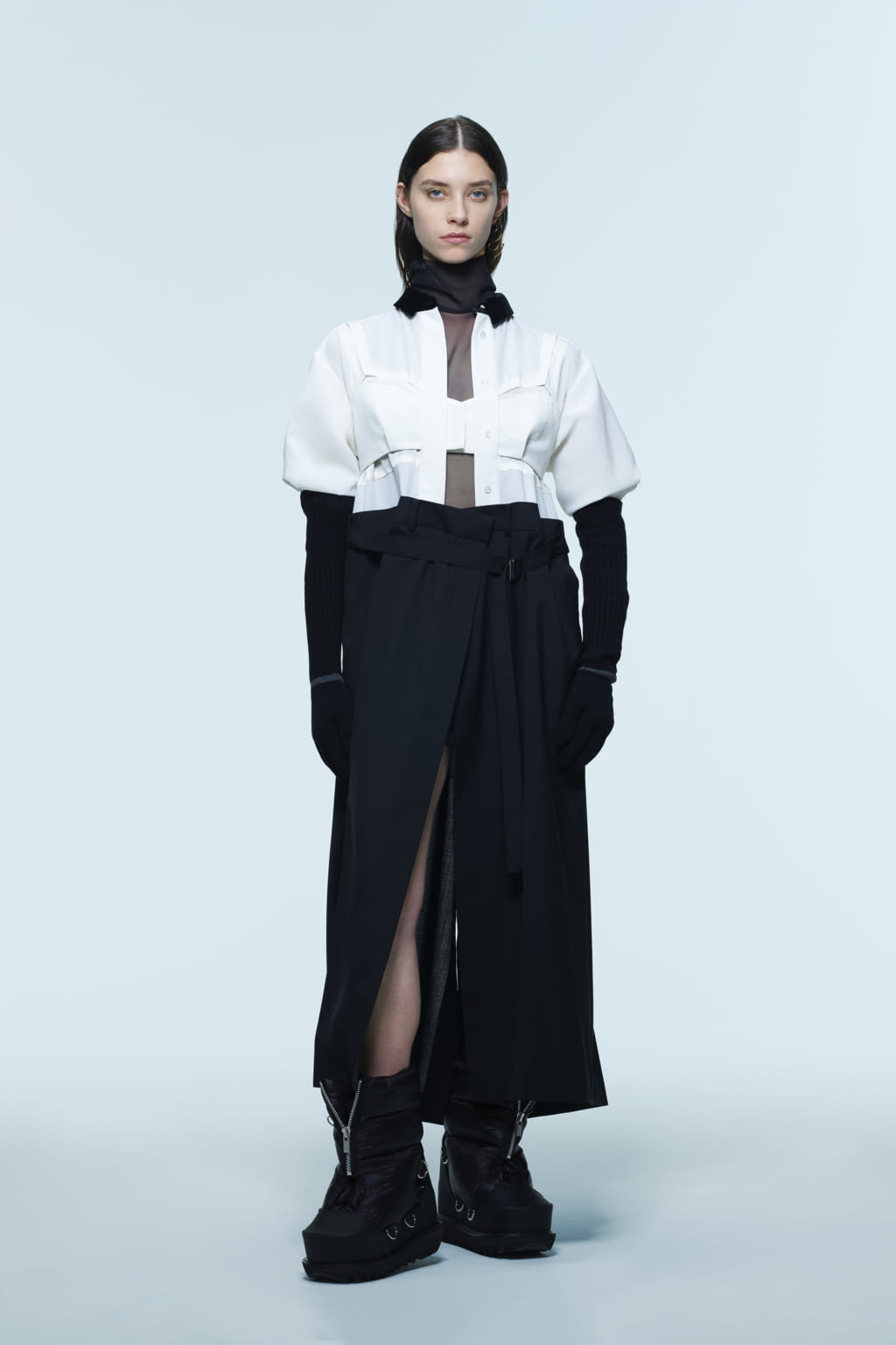Fashion Week Paris Pre-Fall 2022 look 29 from the Sacai collection 女装