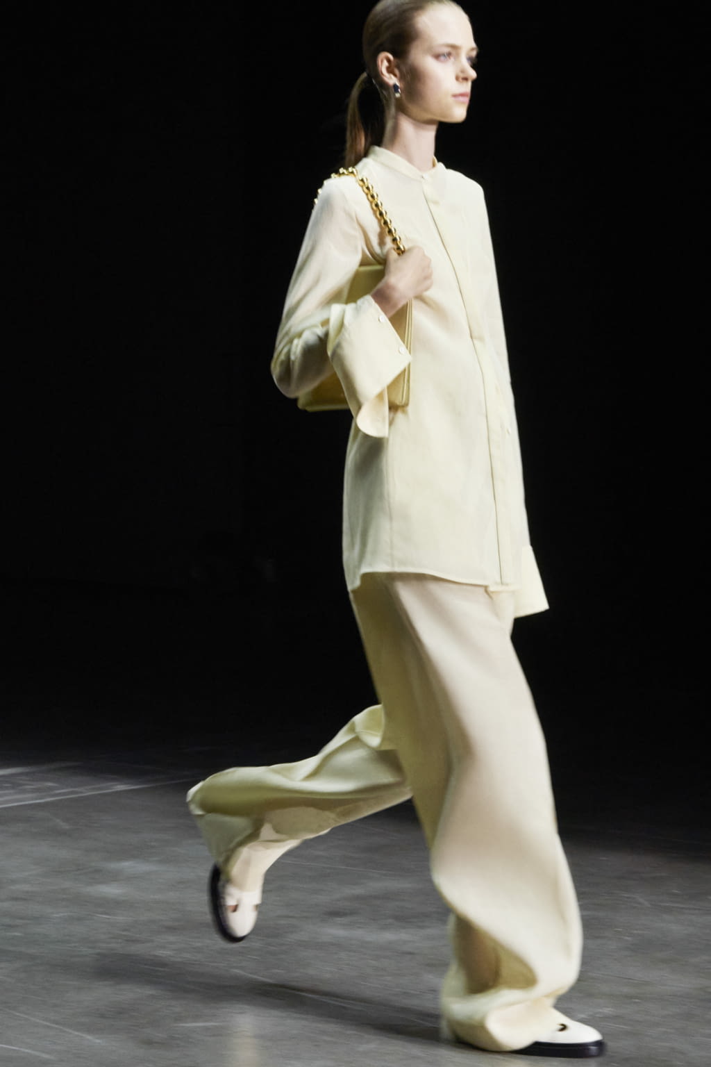 Fashion Week Milan Spring/Summer 2021 look 29 from the Jil Sander collection 女装