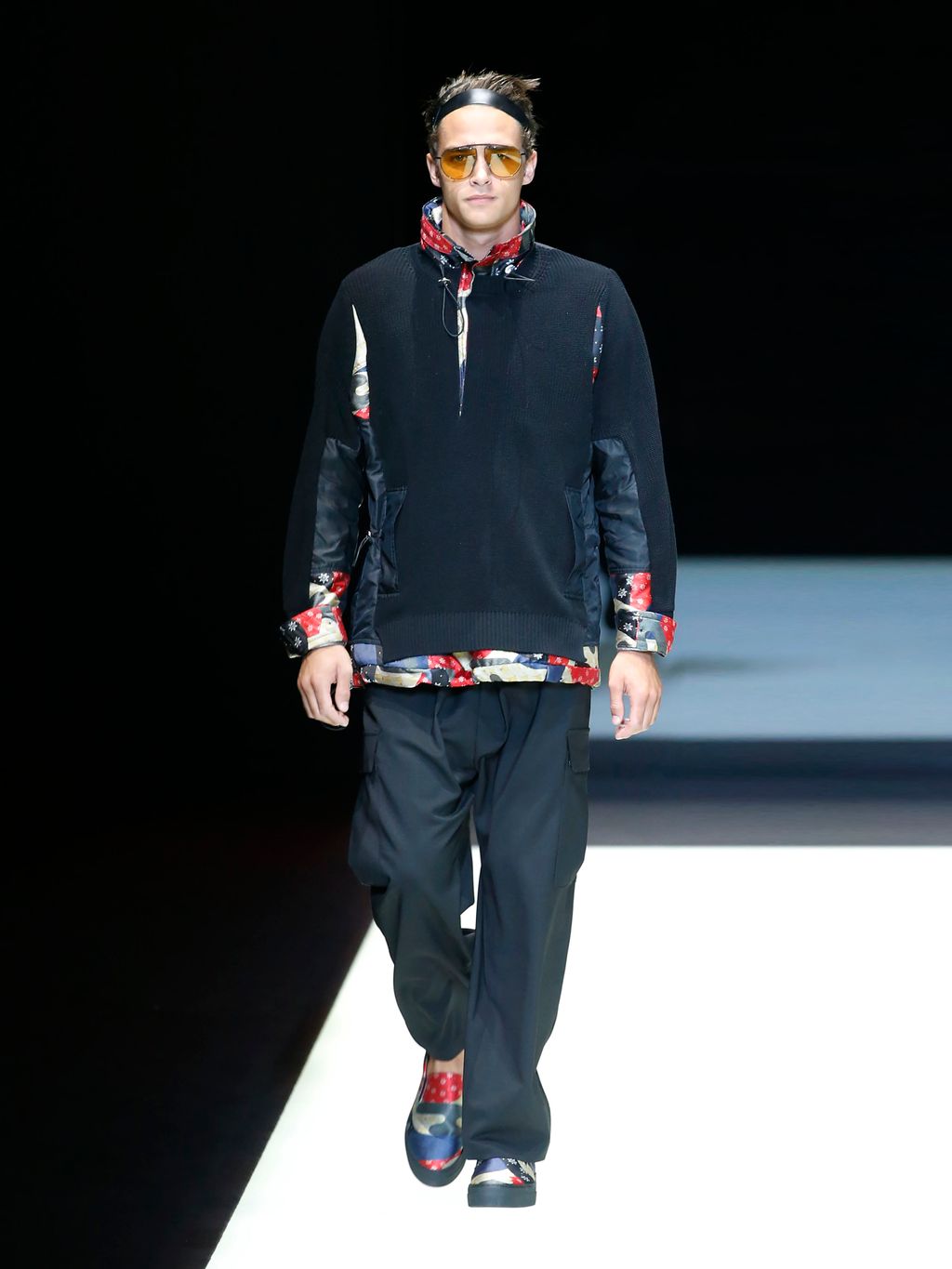Fashion Week Milan Spring/Summer 2018 look 29 from the Emporio Armani collection 男装