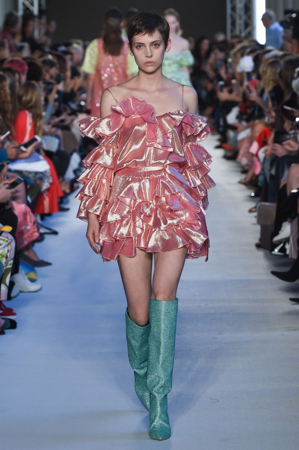 Fashion Week Milan Spring/Summer 2018 look 29 from the Vivetta collection 女装