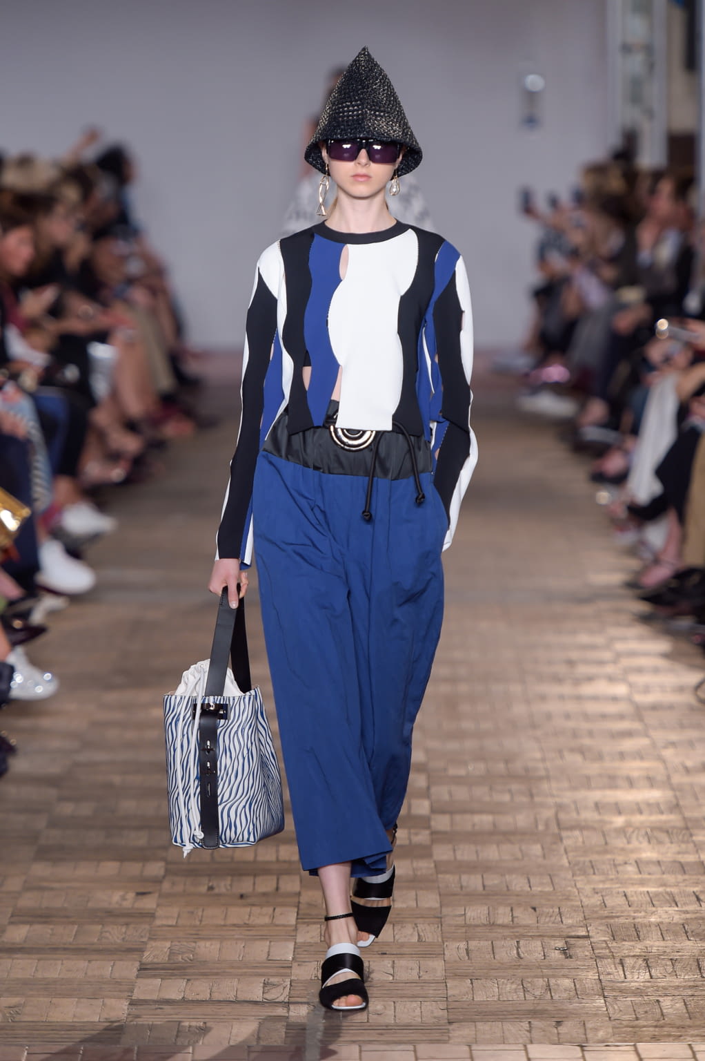 Fashion Week Milan Spring/Summer 2017 look 29 from the Sportmax collection 女装