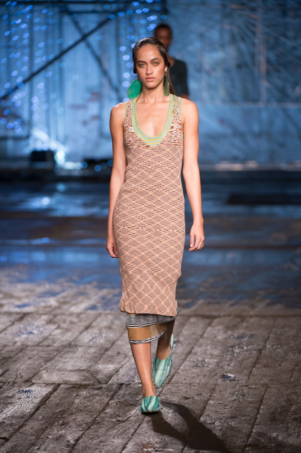 Fashion Week Milan Spring/Summer 2017 look 29 from the Missoni collection womenswear