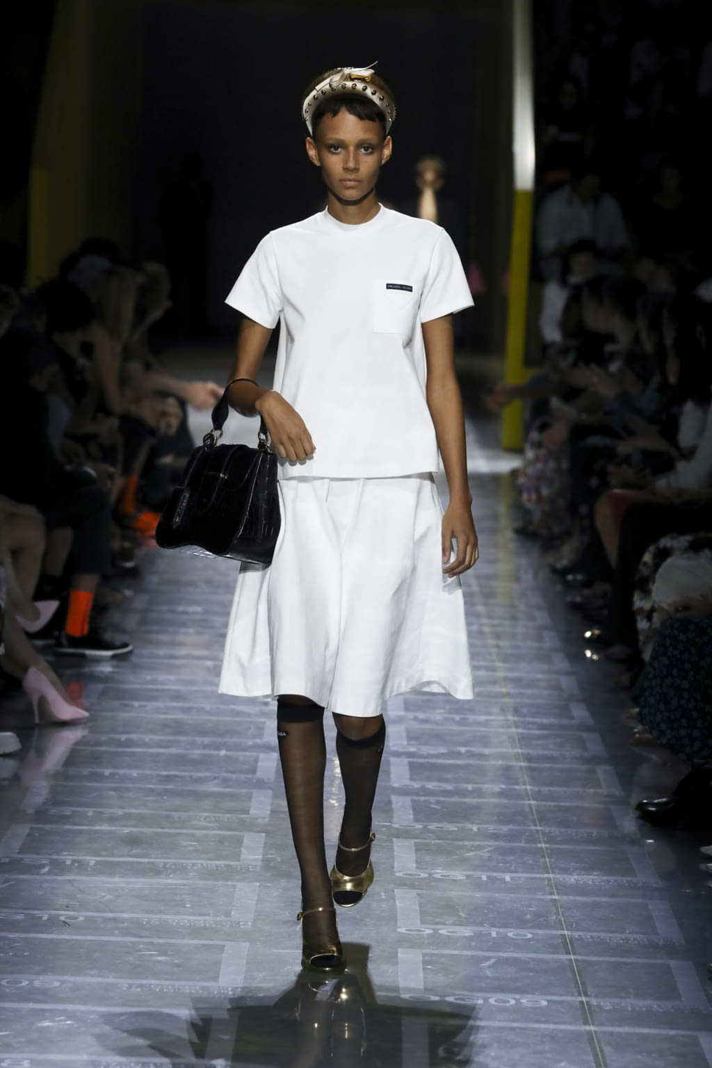 Fashion Week Milan Spring/Summer 2019 look 29 de la collection Prada womenswear