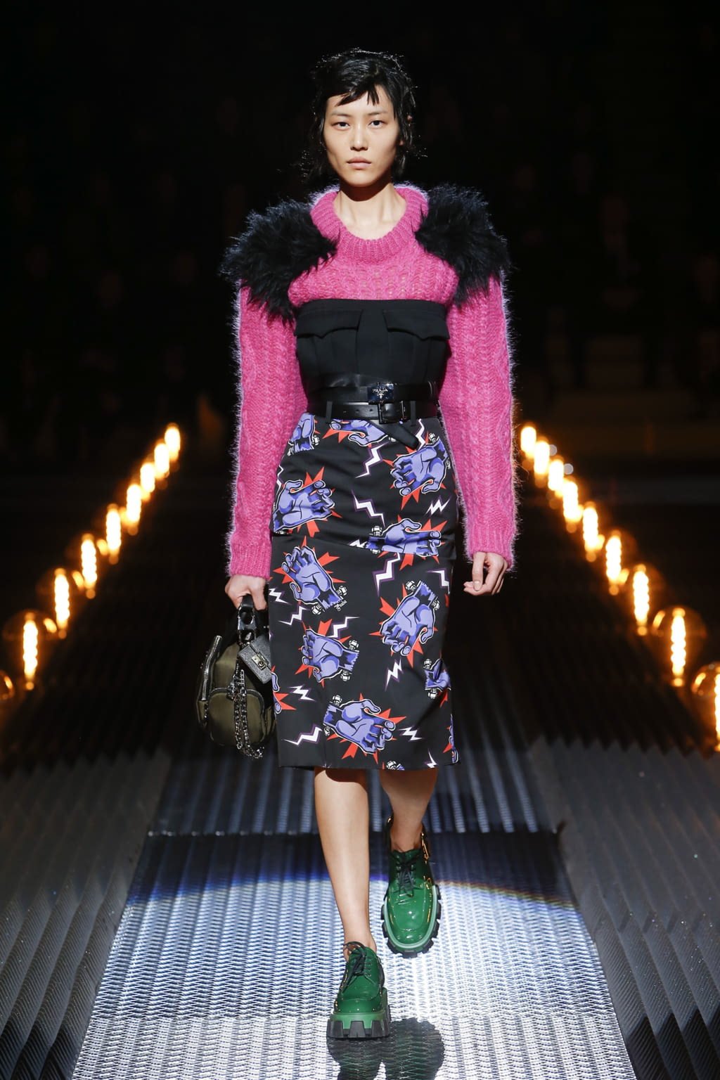 Fashion Week Milan Fall/Winter 2019 look 29 from the Prada collection menswear