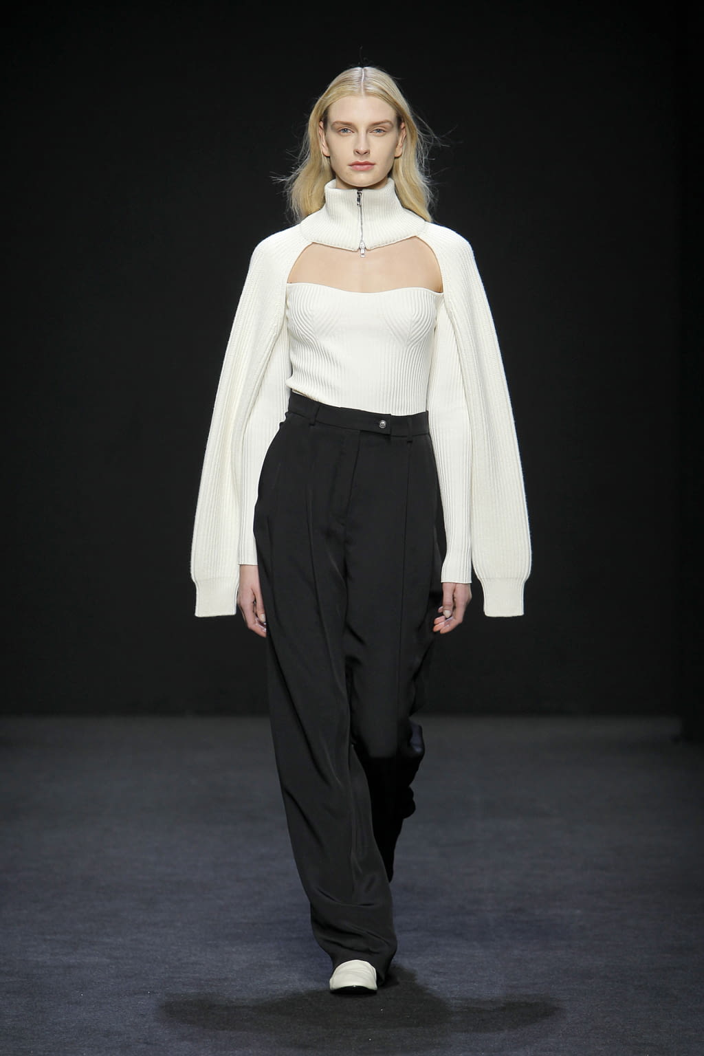 Fashion Week Milan Fall/Winter 2020 look 29 de la collection MRZ womenswear