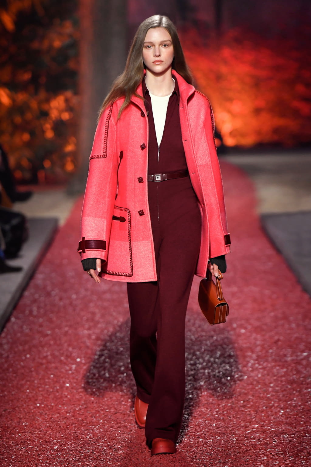 Fashion Week Paris Fall/Winter 2018 look 29 de la collection Hermès womenswear