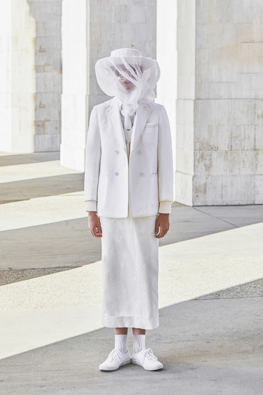 Fashion Week Paris Spring/Summer 2021 look 33 from the Thom Browne collection 女装