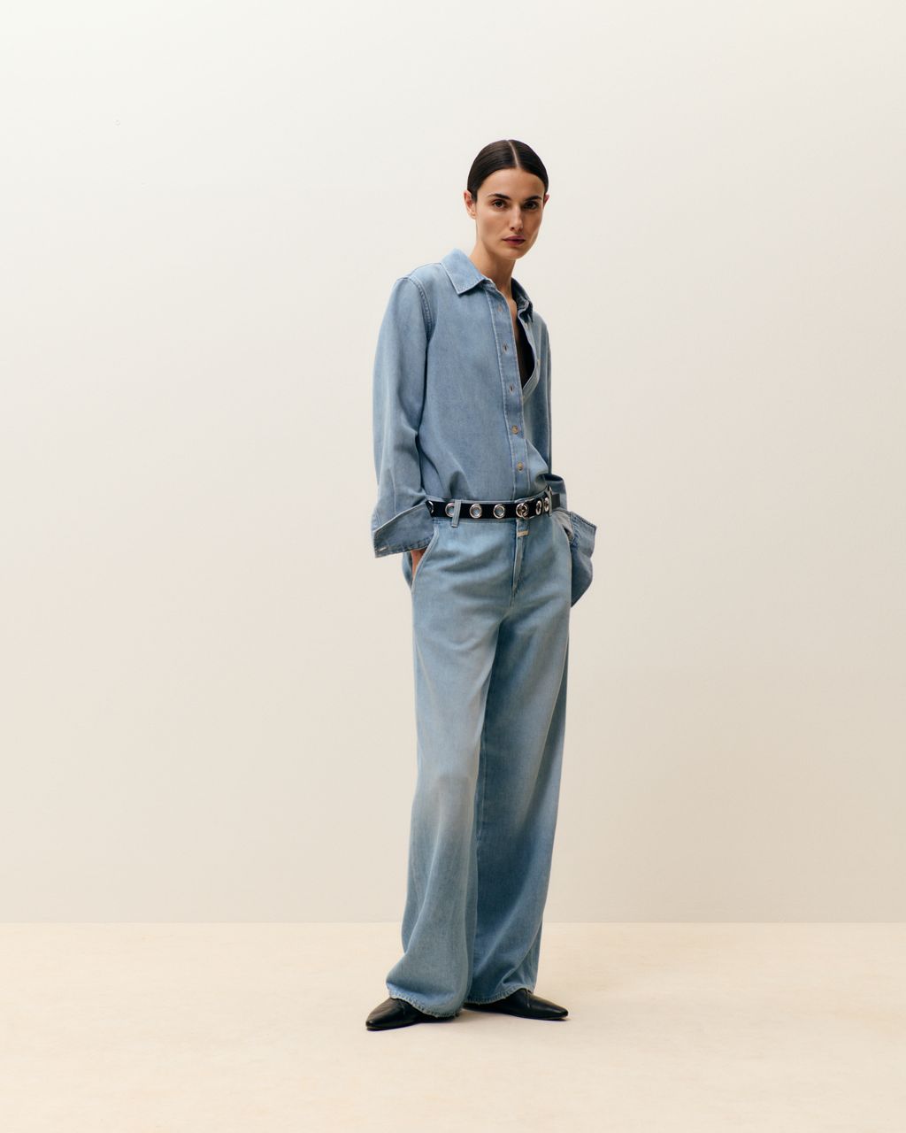 Fashion Week Paris Spring-Summer 2025 look 2 from the Closed collection womenswear