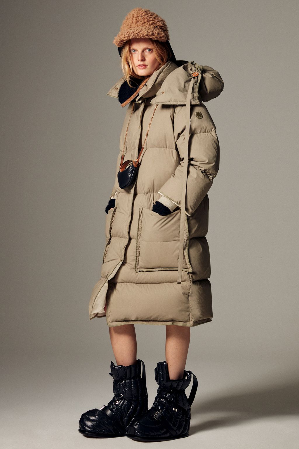 Fashion Week Milan Fall/Winter 2022 look 9 from the 2 Moncler 1952 collection womenswear