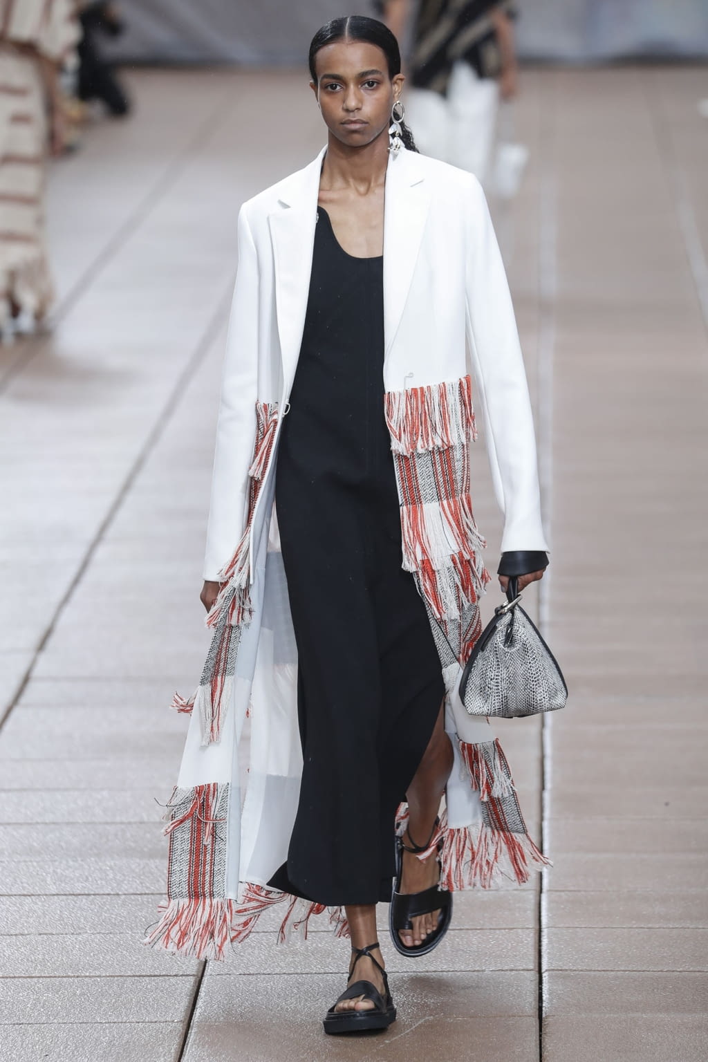 Fashion Week New York Spring/Summer 2019 look 6 from the 3.1 Phillip Lim collection 女装