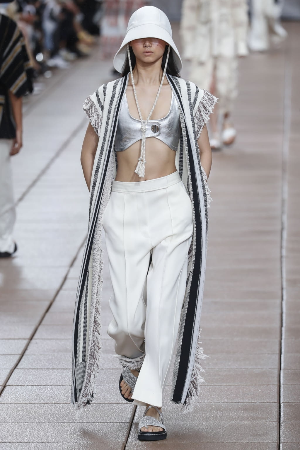 Fashion Week New York Spring/Summer 2019 look 9 from the 3.1 Phillip Lim collection 女装
