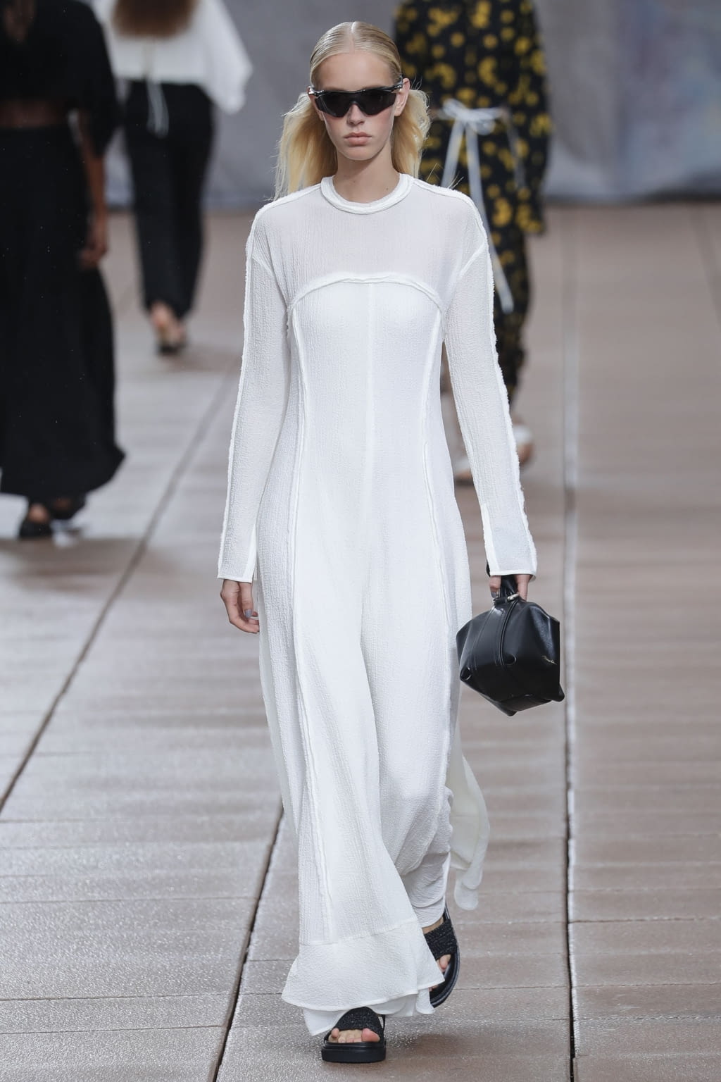 Fashion Week New York Spring/Summer 2019 look 32 from the 3.1 Phillip Lim collection womenswear