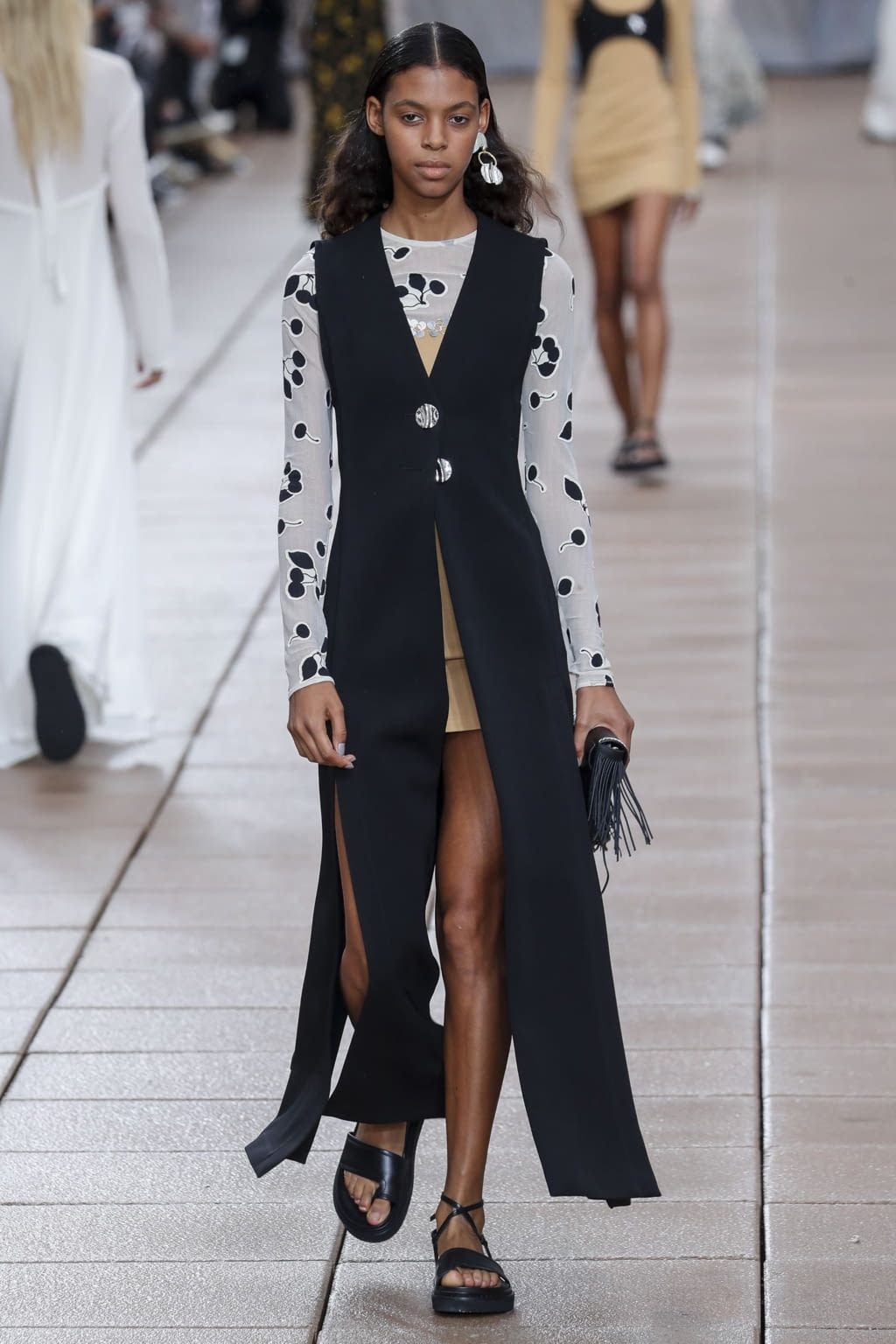 Fashion Week New York Spring/Summer 2019 look 34 from the 3.1 Phillip Lim collection 女装