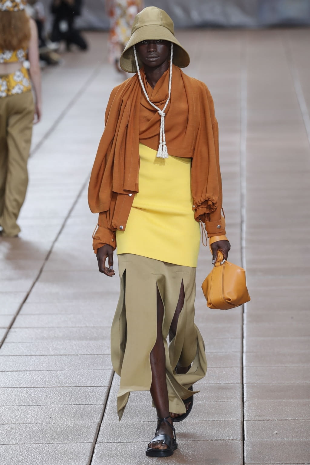Fashion Week New York Spring/Summer 2019 look 41 from the 3.1 Phillip Lim collection 女装