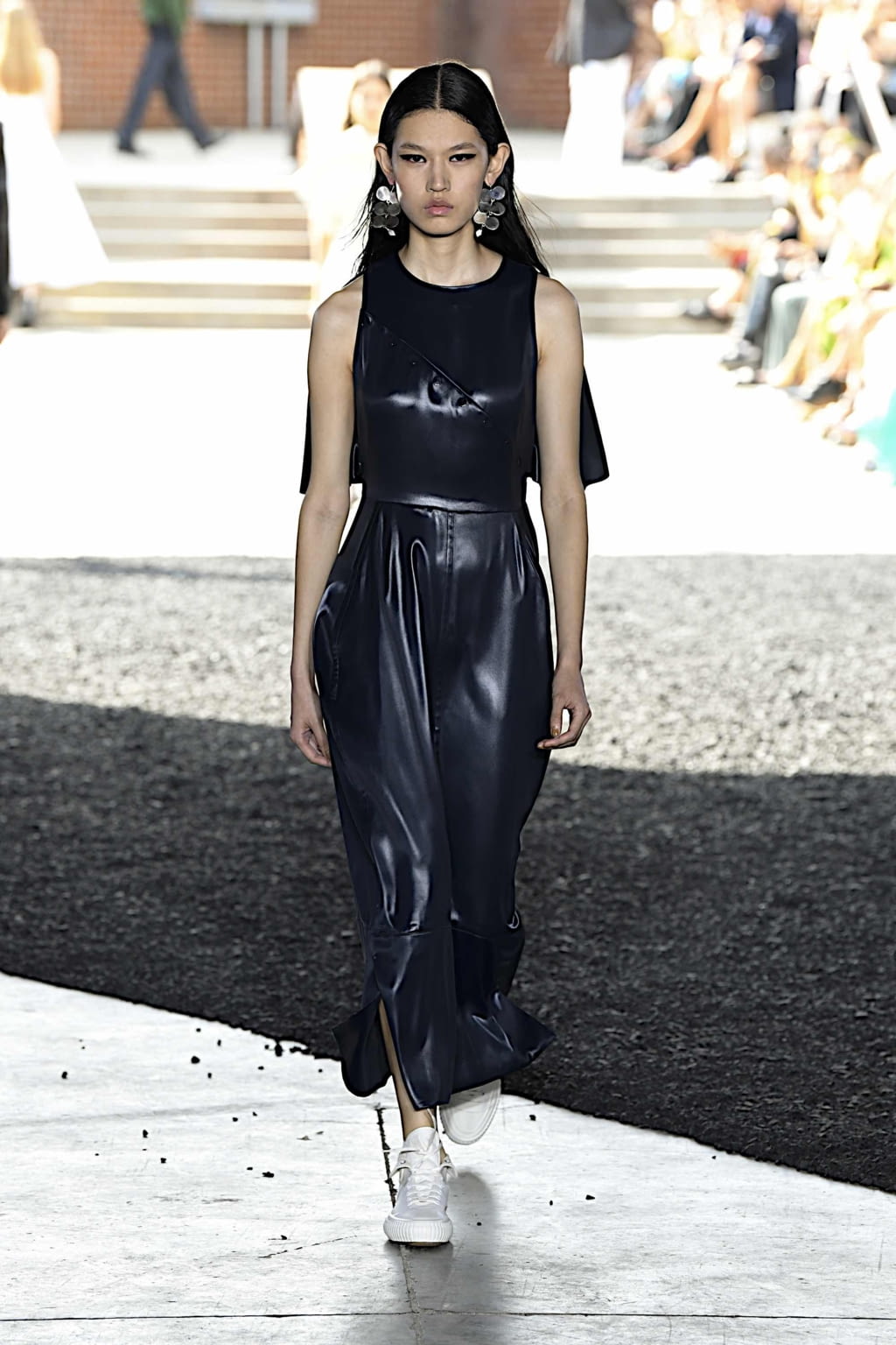 Fashion Week New York Spring/Summer 2020 look 52 from the 3.1 Phillip Lim collection 女装