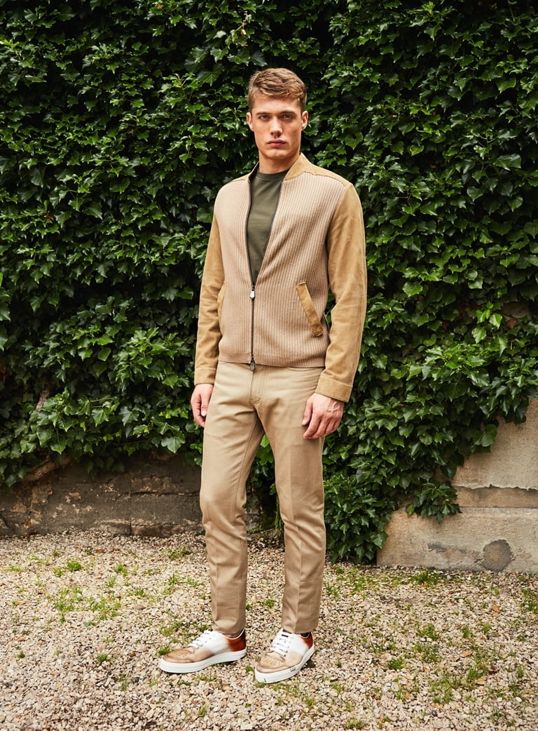 Fashion Week Paris Spring/Summer 2017 look 3 from the Berluti collection menswear