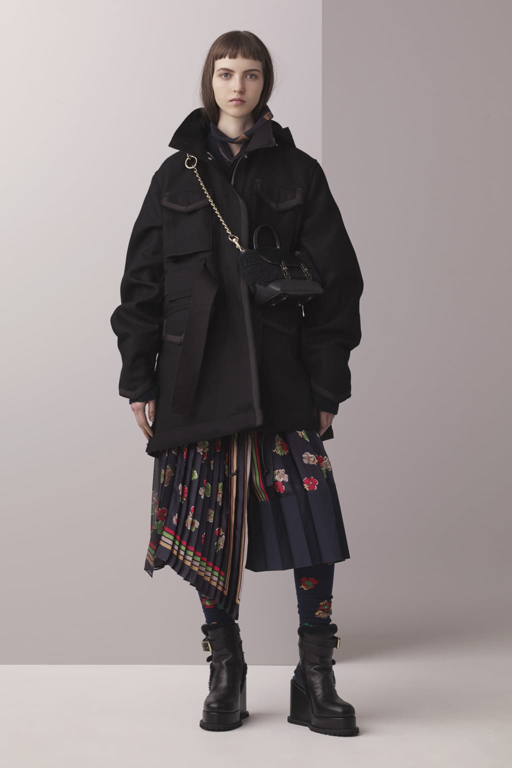 Fashion Week Paris Pre-Fall 2017 look 3 from the Sacai collection 女装