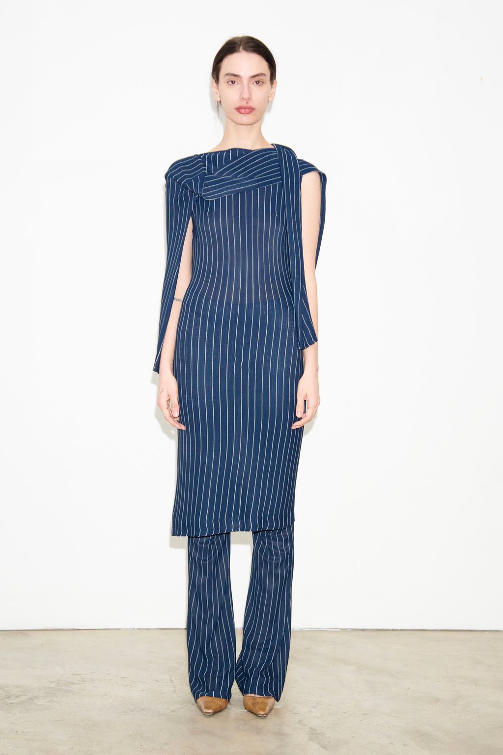 Fashion Week Paris Spring/Summer 2025 look 5 from the TL 180 collection womenswear