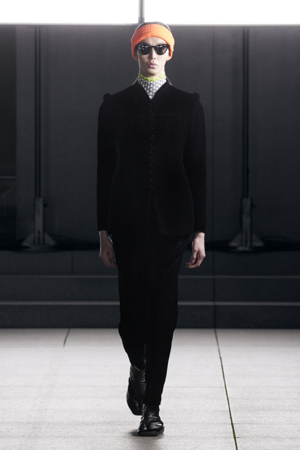 Fashion Week Paris Fall/Winter 2022 look 3 de la collection Mame Kurogouchi womenswear