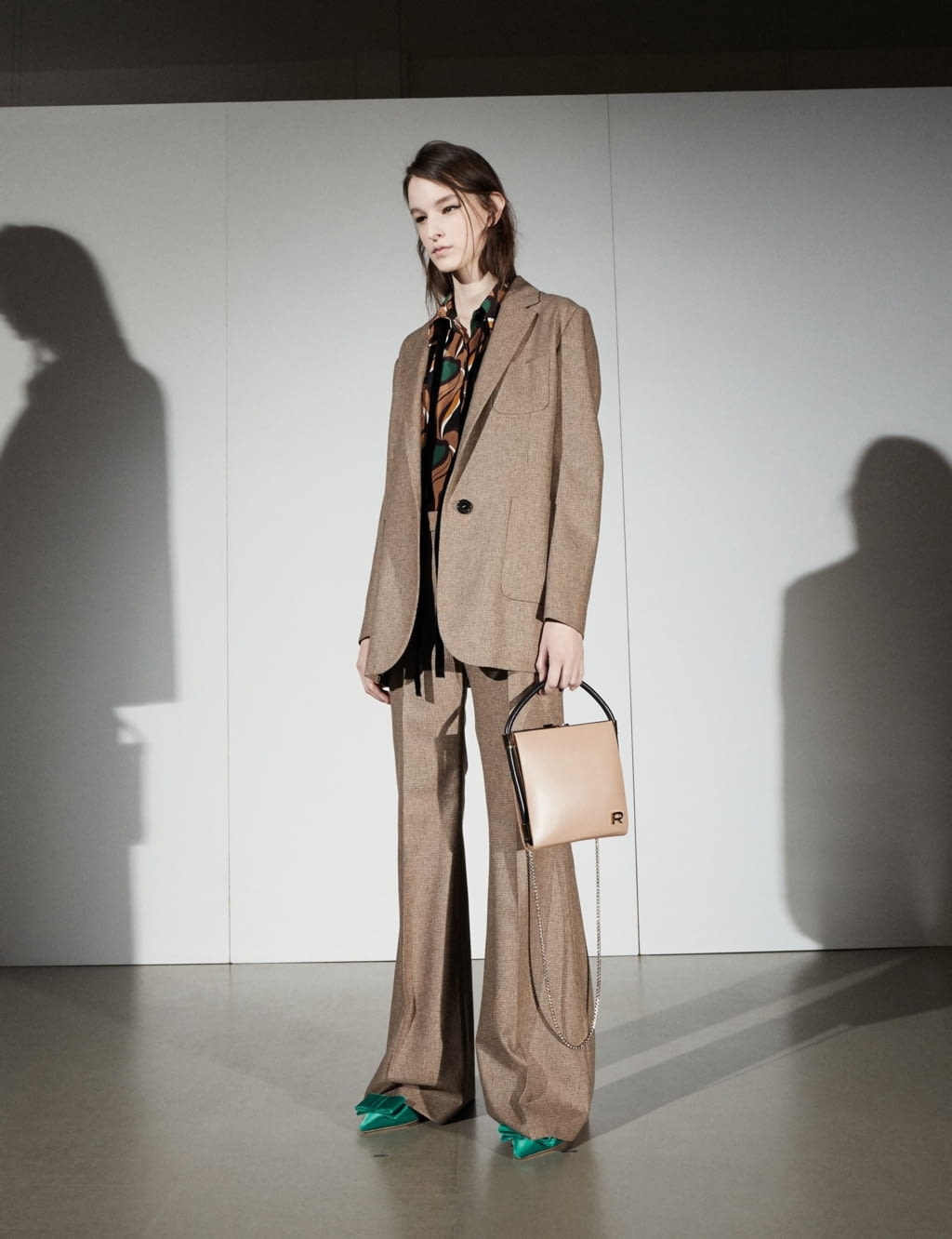Fashion Week Paris Pre-Fall 2018 look 3 from the Rochas collection 女装