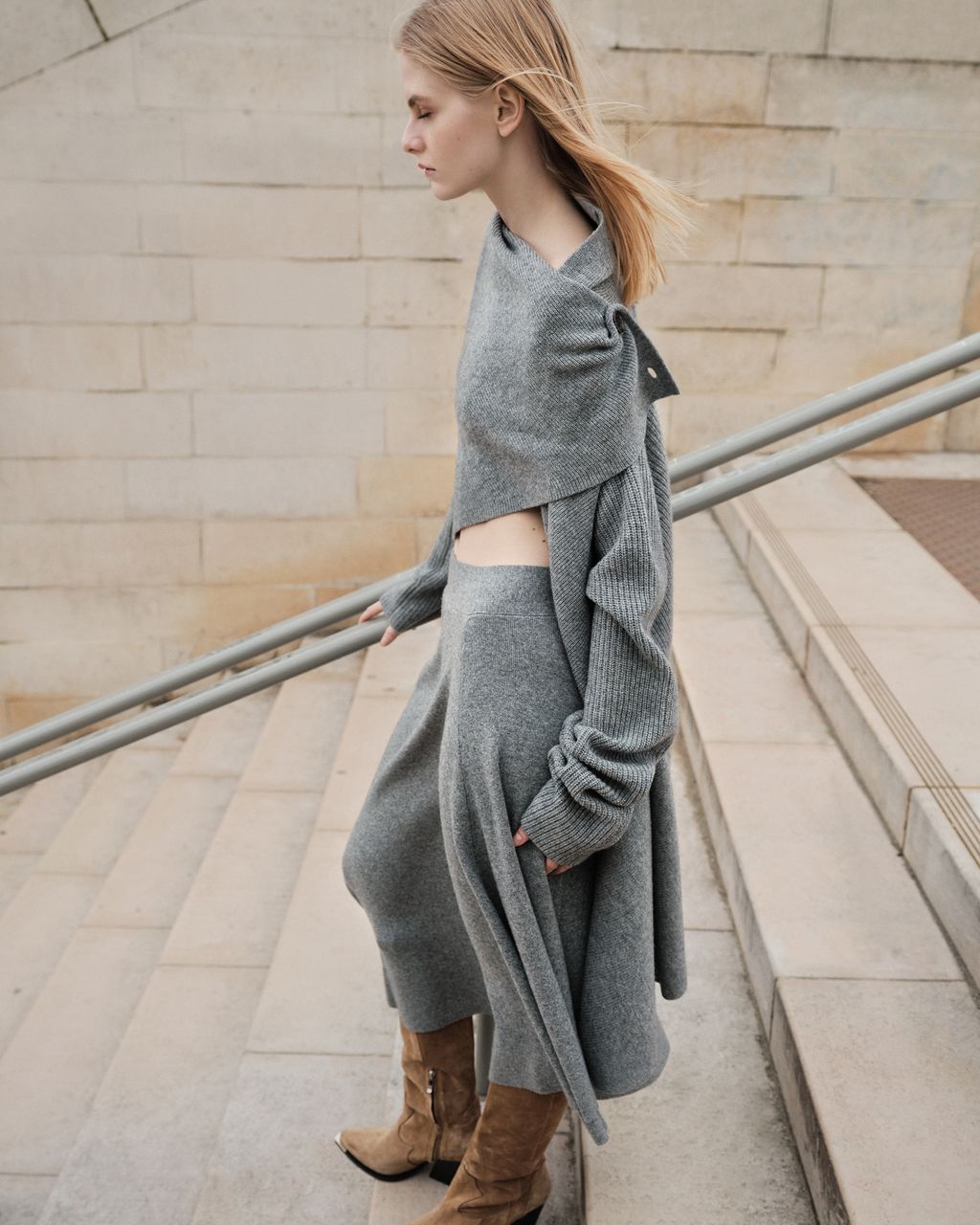 Fashion Week Paris Fall/Winter 2025 look 30 from the Barbara Bui collection womenswear