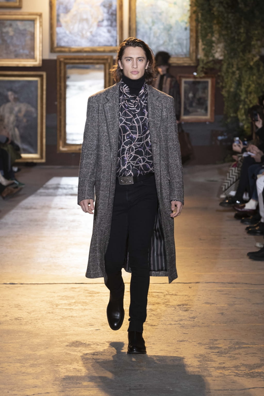 Fashion Week Milan Fall/Winter 2020 look 30 from the Etro collection menswear