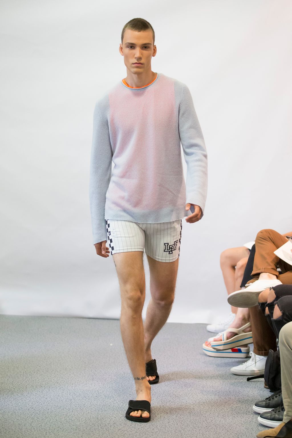 Fashion Week Paris Spring/Summer 2018 look 30 from the Lucien Pellat-Finet collection menswear