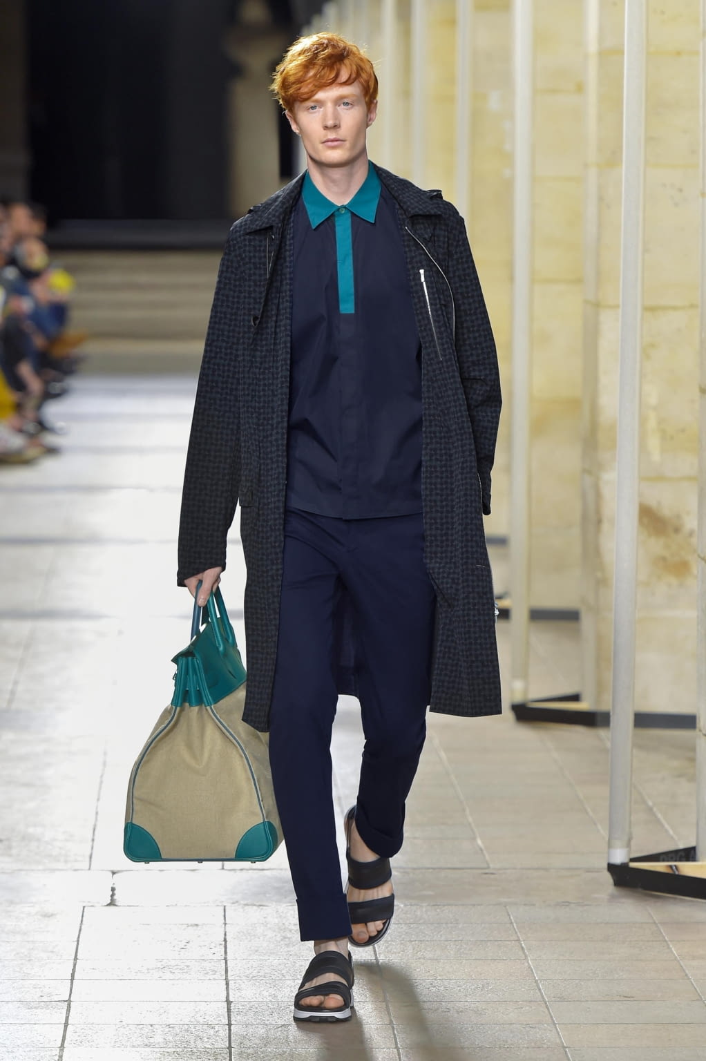 Fashion Week Paris Spring/Summer 2017 look 30 from the Hermès collection menswear