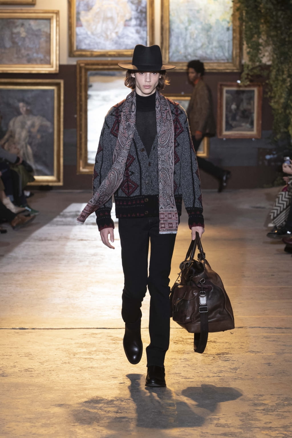 Fashion Week Milan Fall/Winter 2020 look 31 from the Etro collection menswear