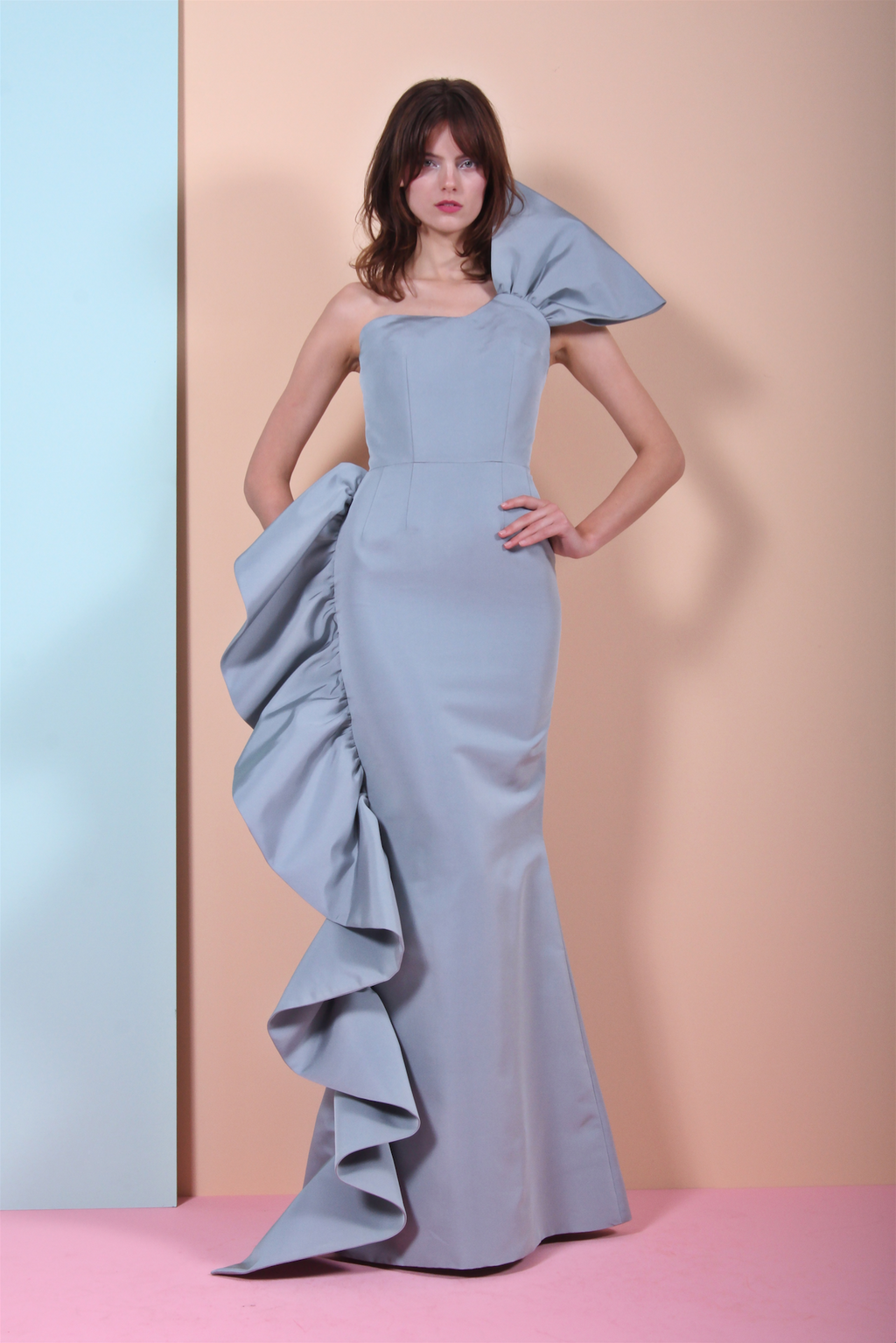 Fashion Week New York Resort 2018 look 31 from the Christian Siriano collection womenswear