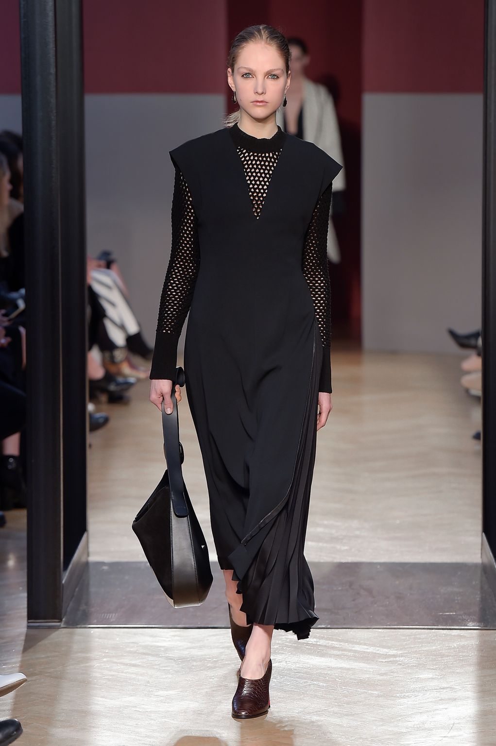 Fashion Week Milan Fall/Winter 2016 look 31 from the Sportmax collection womenswear
