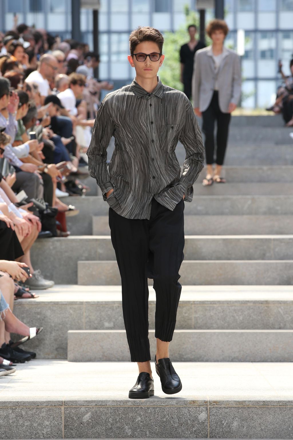 Fashion Week Paris Spring/Summer 2018 look 31 from the Issey Miyake Men collection menswear