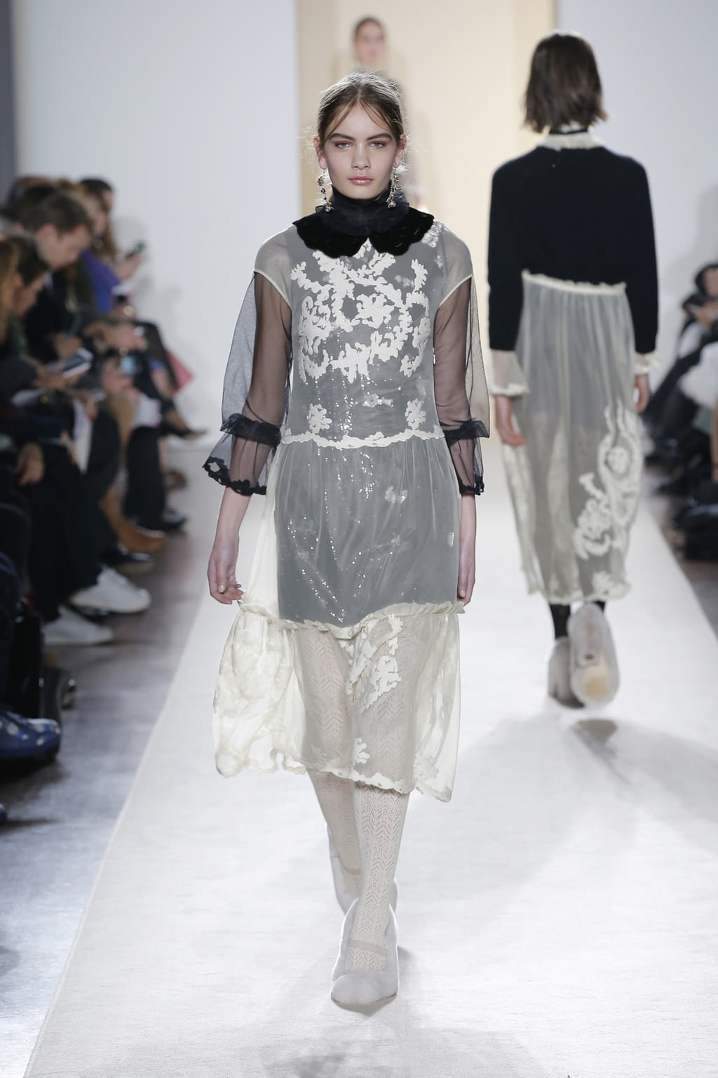 Fashion Week Milan Fall/Winter 2016 look 31 from the Blugirl collection womenswear