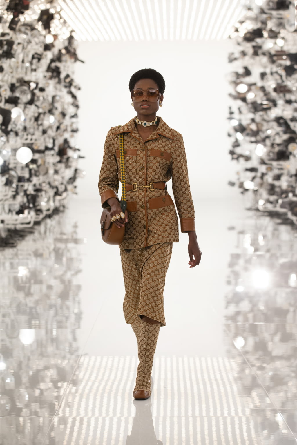 Fashion Week Milan Fall/Winter 2021 look 31 de la collection Gucci womenswear