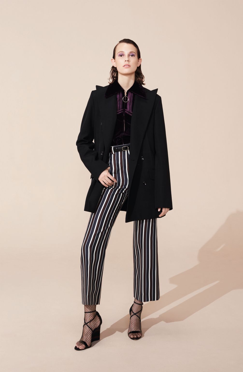 Fashion Week Paris Resort 2017 look 32 from the Nina Ricci collection womenswear