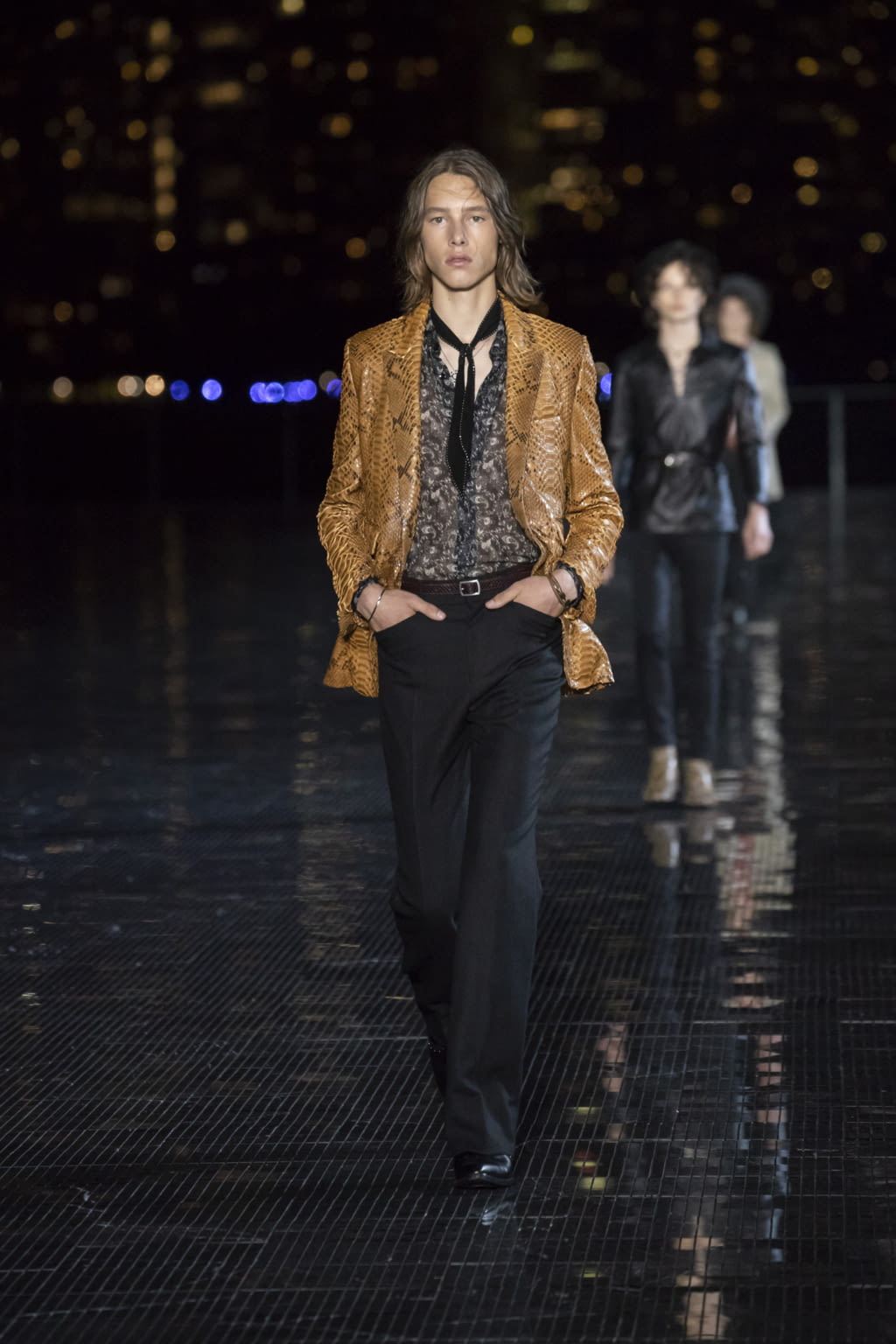 Fashion Week New York Spring/Summer 2019 look 31 from the Saint Laurent collection menswear
