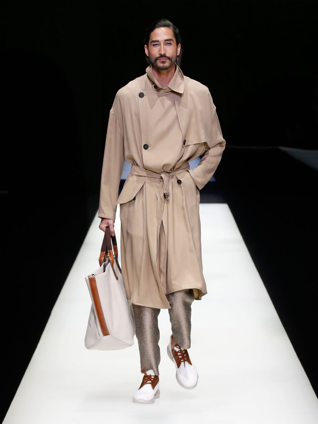 Fashion Week Milan Spring/Summer 2018 look 30 from the Giorgio Armani collection menswear