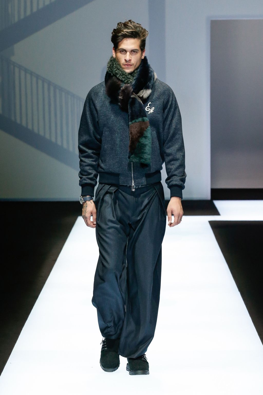 Fashion Week Milan Fall/Winter 2017 look 32 de la collection Emporio Armani menswear