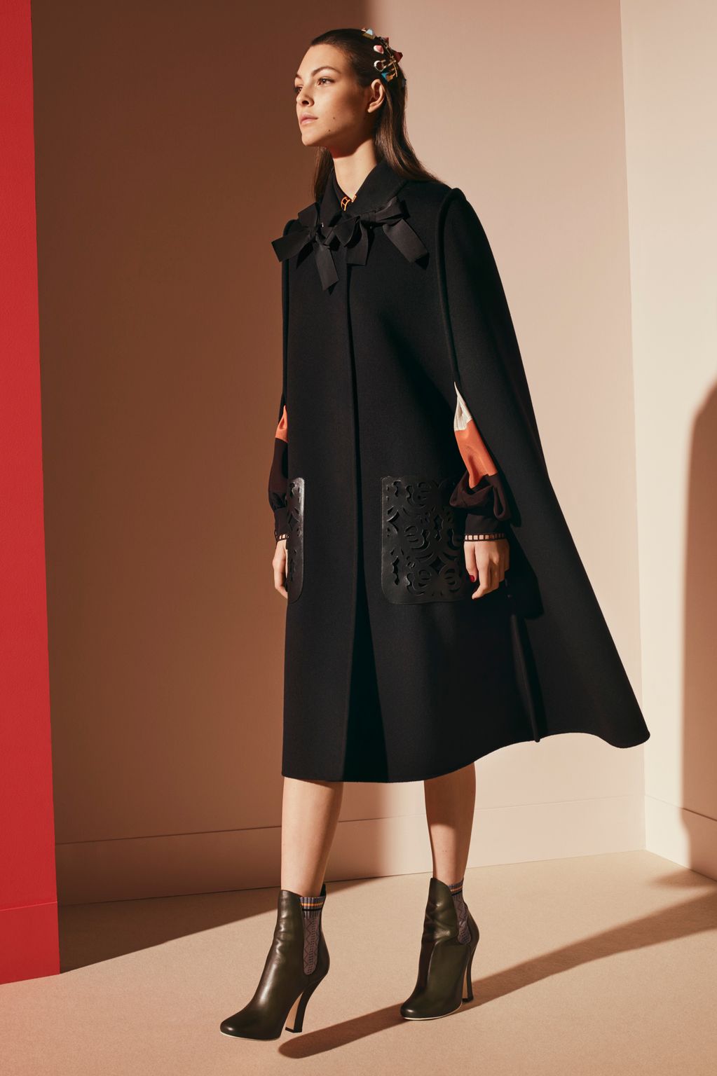 Fashion Week Milan Pre-Fall 2017 look 32 from the Fendi collection 女装