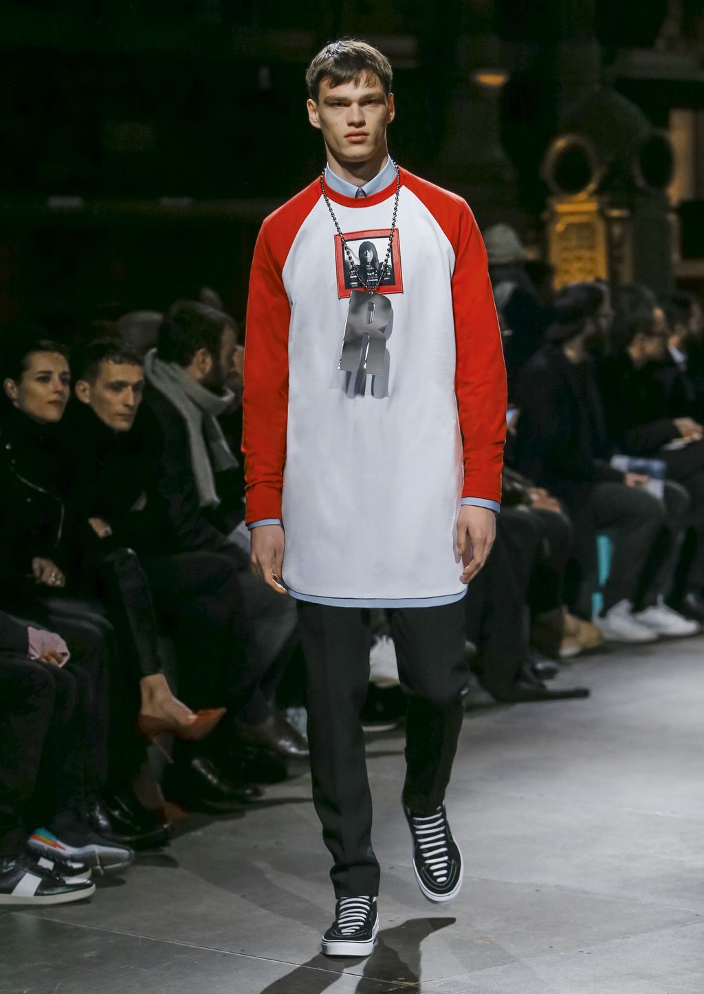 Fashion Week  Fall/Winter 2017 look 32 from the Givenchy collection menswear