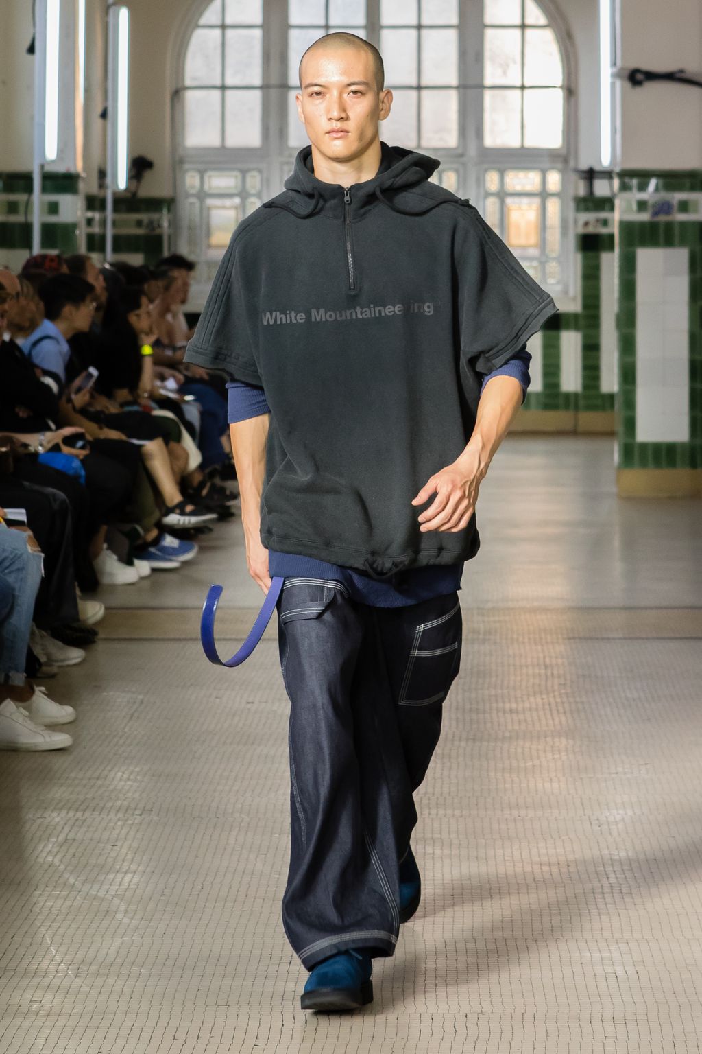 Fashion Week Paris Spring/Summer 2018 look 32 from the White Mountaineering collection menswear