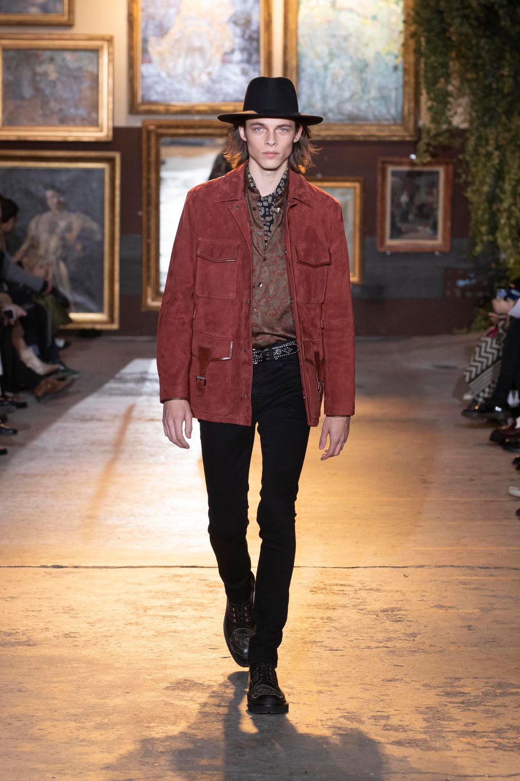 Fashion Week Milan Fall/Winter 2020 look 33 from the Etro collection 男装