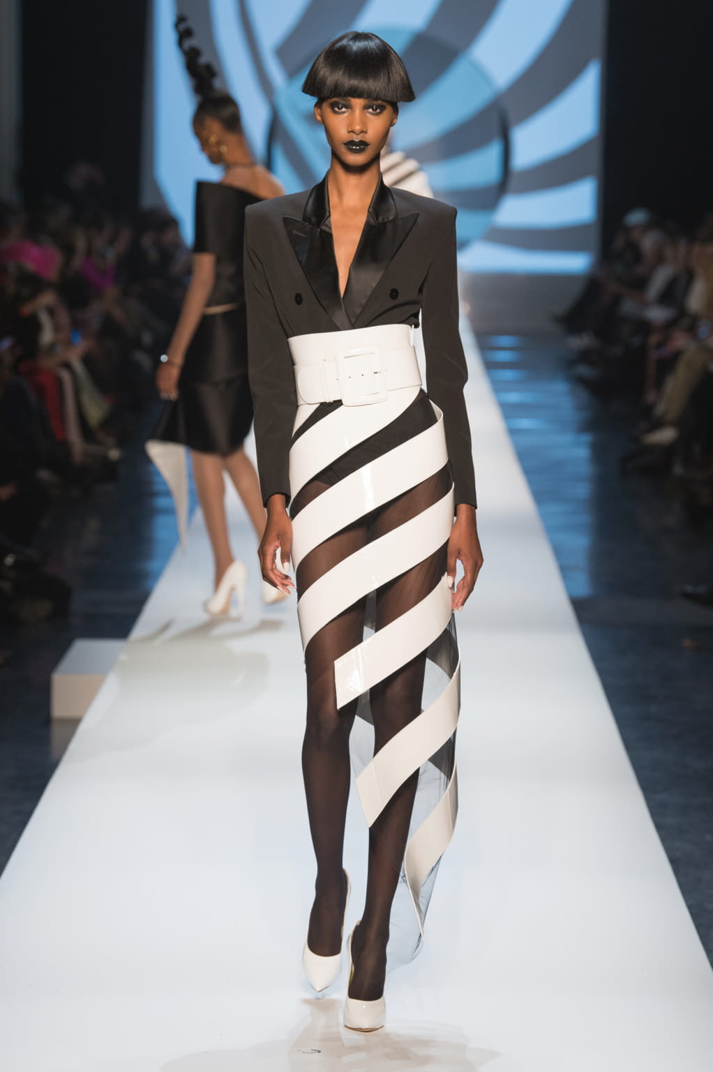 Fashion Week Paris Spring/Summer 2018 look 33 de la collection Jean Paul Gaultier couture
