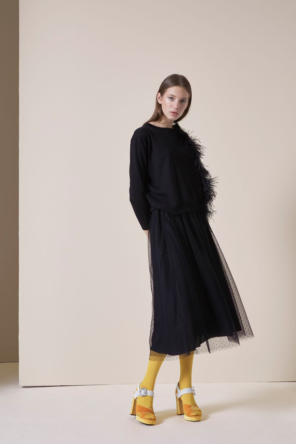 Fashion Week Milan Pre-Fall 2018 look 33 from the Blugirl collection 女装