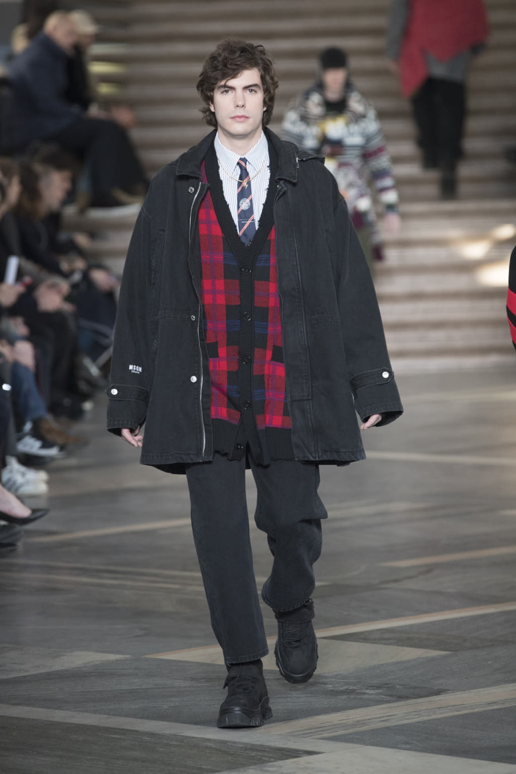 Fashion Week Milan Fall/Winter 2018 look 33 from the MSGM collection menswear