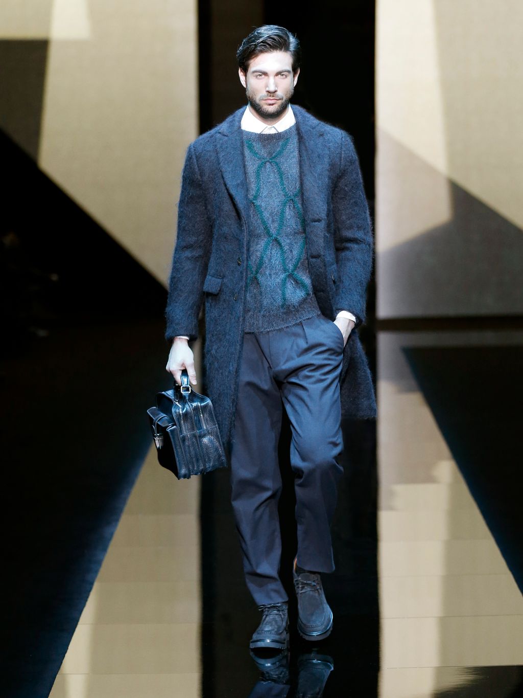 Fashion Week Milan Fall/Winter 2017 look 33 from the Giorgio Armani collection 男装